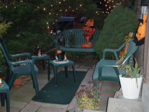 halloween_patio_deco_2009